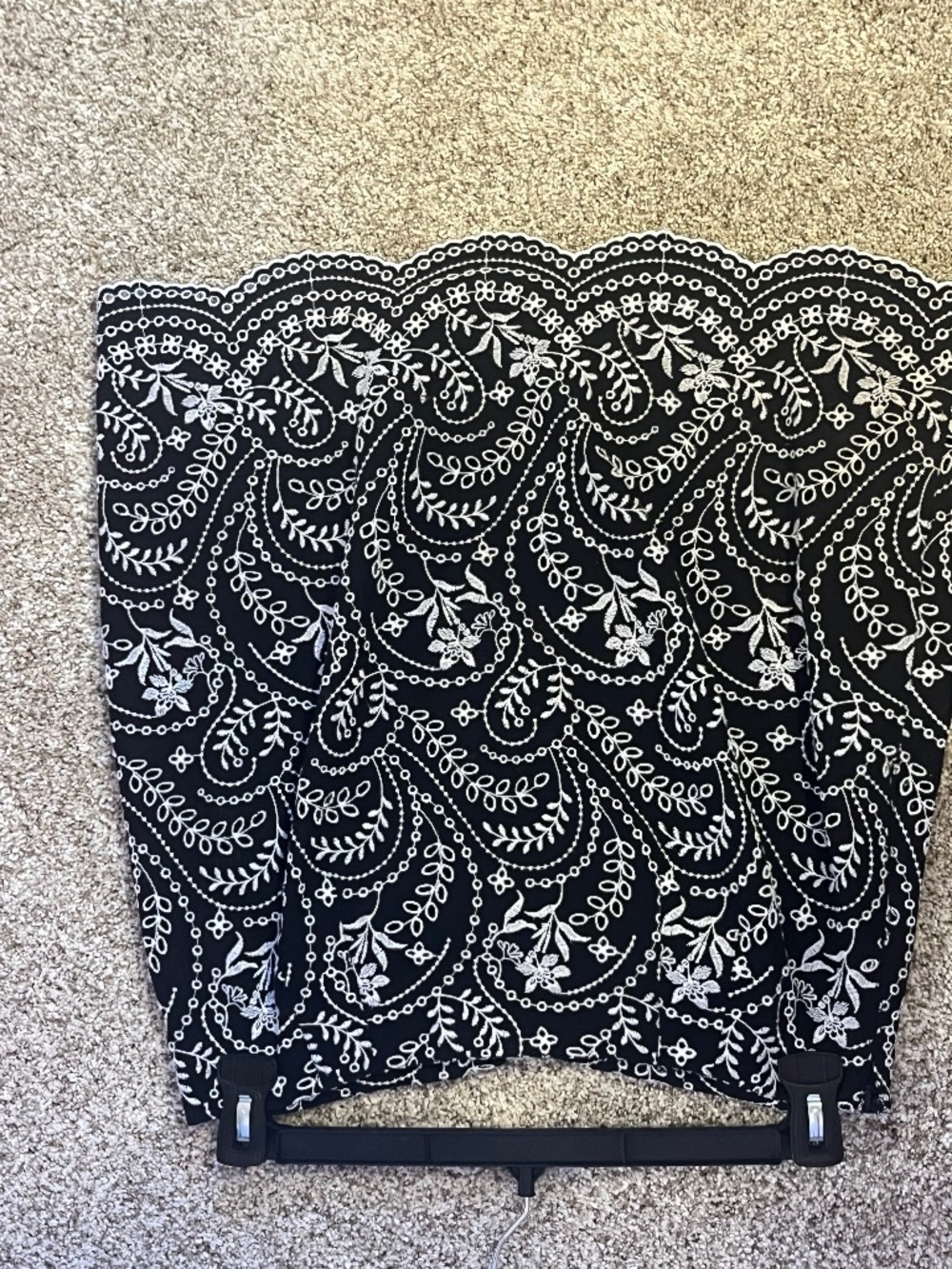 Black white skirt
